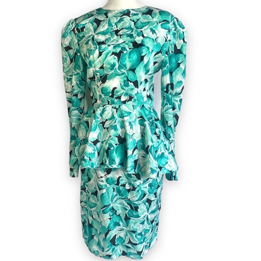 Vintage Handmade long sleeve peplum pencil dress
